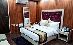 Betel Valley Tree Resort Price